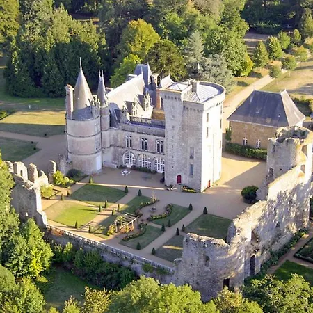 Chateau Sleeps 12 Pool Wifi Pouzauges