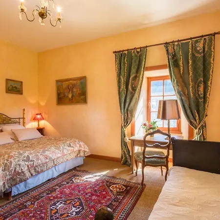 Chateau Sleeps 12 Pool Wifi * Pouzauges